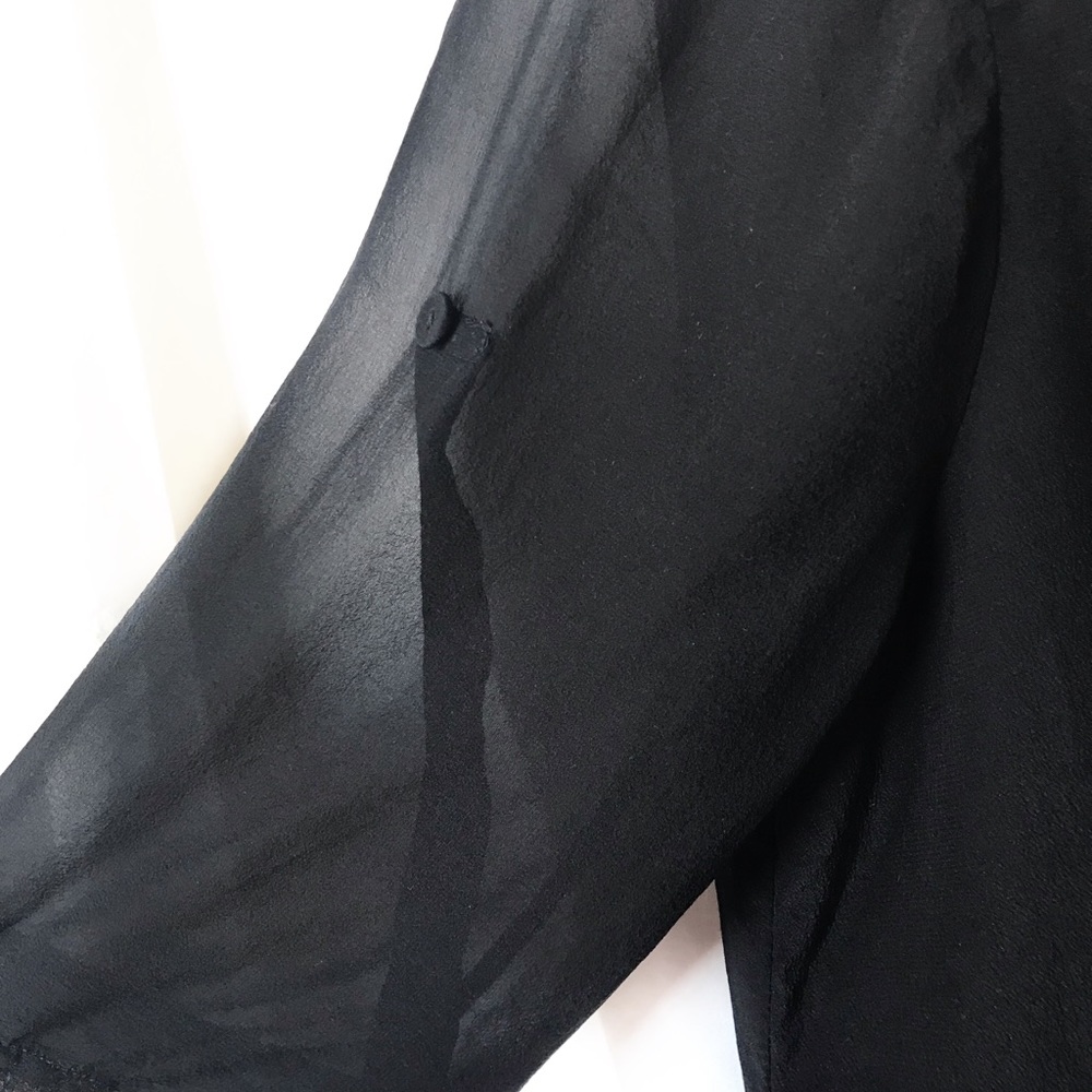 BCBG MAXAZRIA SILK BLOUSE - Picture 5 of 8